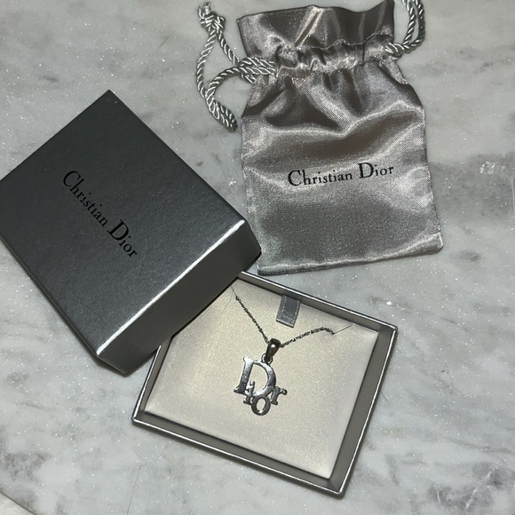 Dior Silver Pendant Necklace .925 Italy Sterling Silver Chain w/Extender - Picture 16 of 17